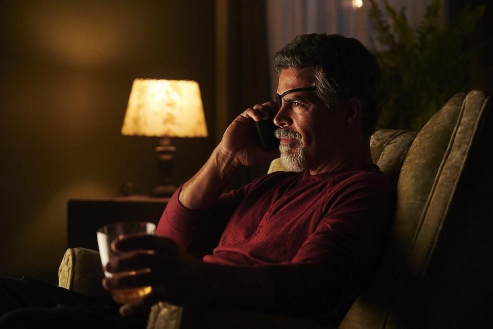 Titans : Bild Esai Morales